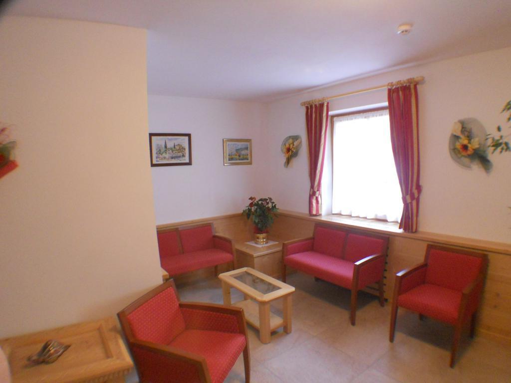 Residence Garni Manuela Cavalese Εξωτερικό φωτογραφία