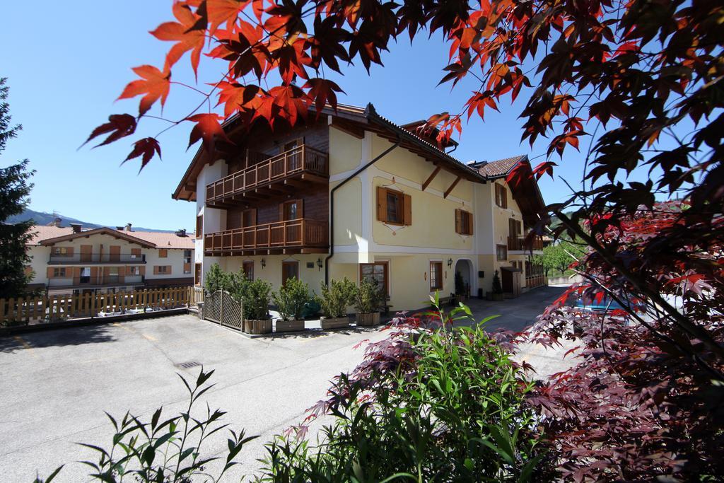 Residence Garni Manuela Cavalese Εξωτερικό φωτογραφία
